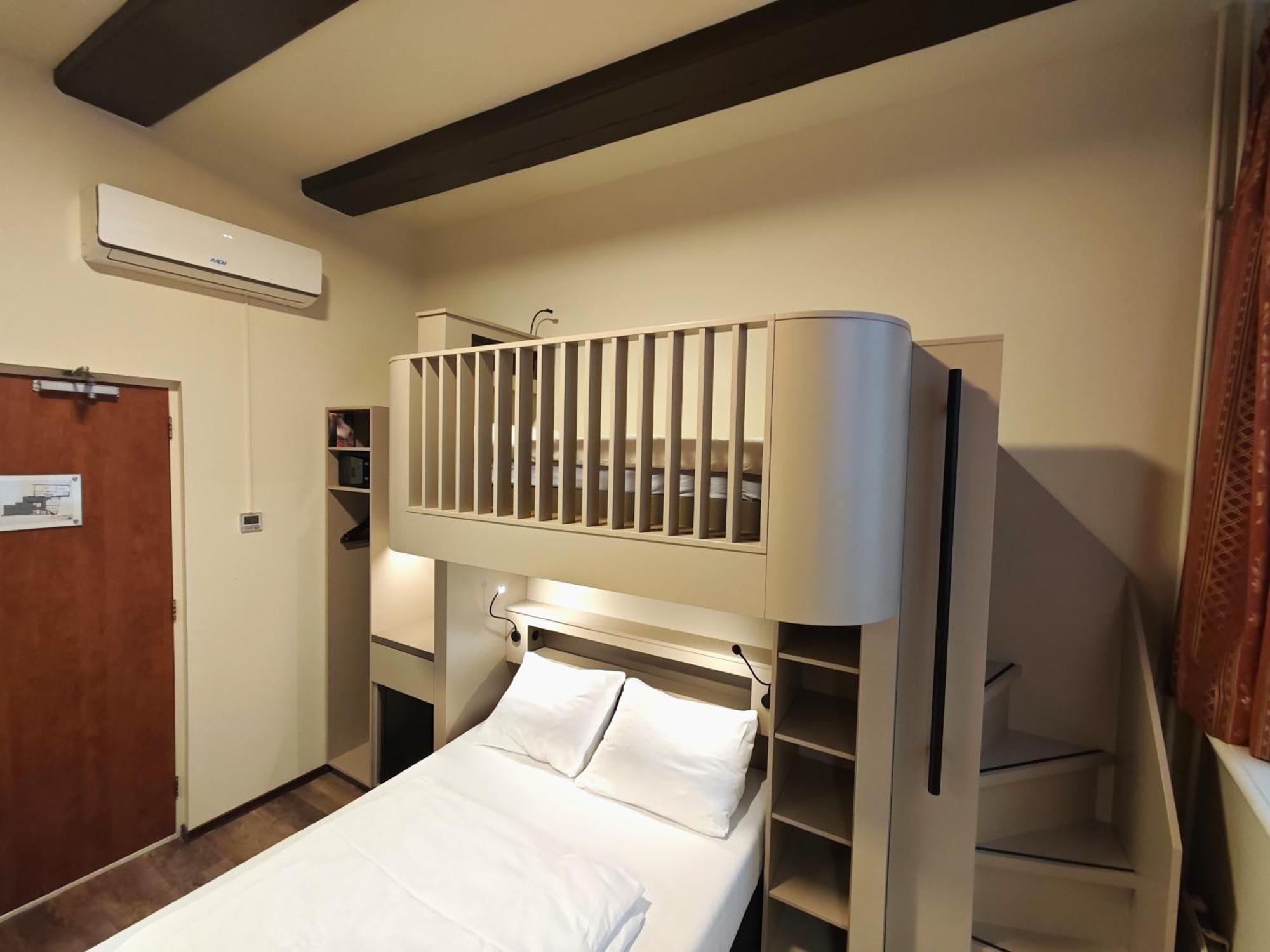 A-Train Hotel Amsterdam Ngoại thất bức ảnh